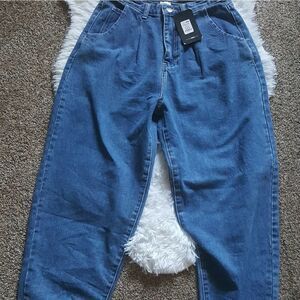 Fashion Nova Day dreaming high rise mom jeans NWT